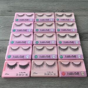 Lot of False Eyelashes